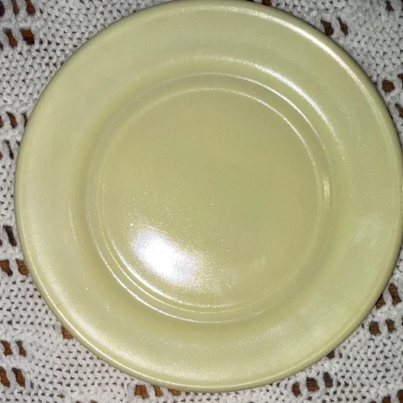 Hazel Atlas Vintage "20th Century Little Hostess" Colored Milk Glass 6” Plates - Picture 7 of 7